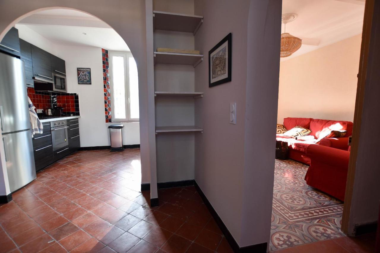 Micoulet, Parking - Clim Villa Arles Exterior photo